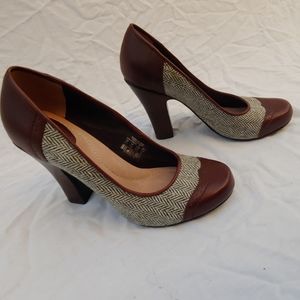 Fossil pumps. Sz 7.5